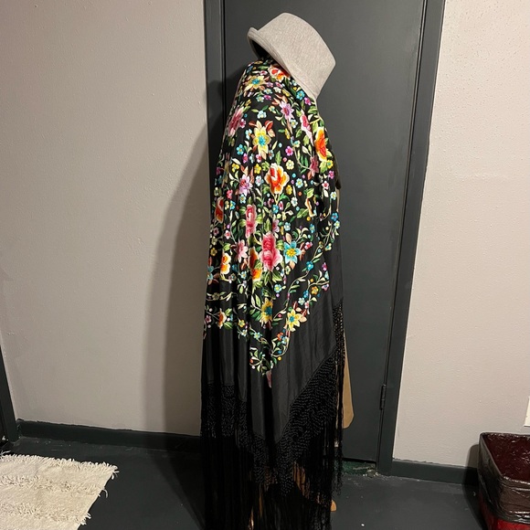 Floral Embroidered Black Scarf - Picture 5 of 14